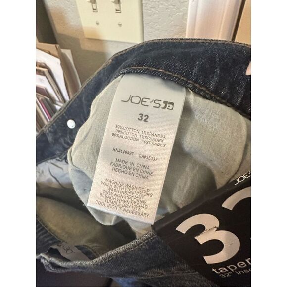 NWT Joe’s Women’s Tapered Slim Distressed Jeans - Size 32 - Picture 9 of 10